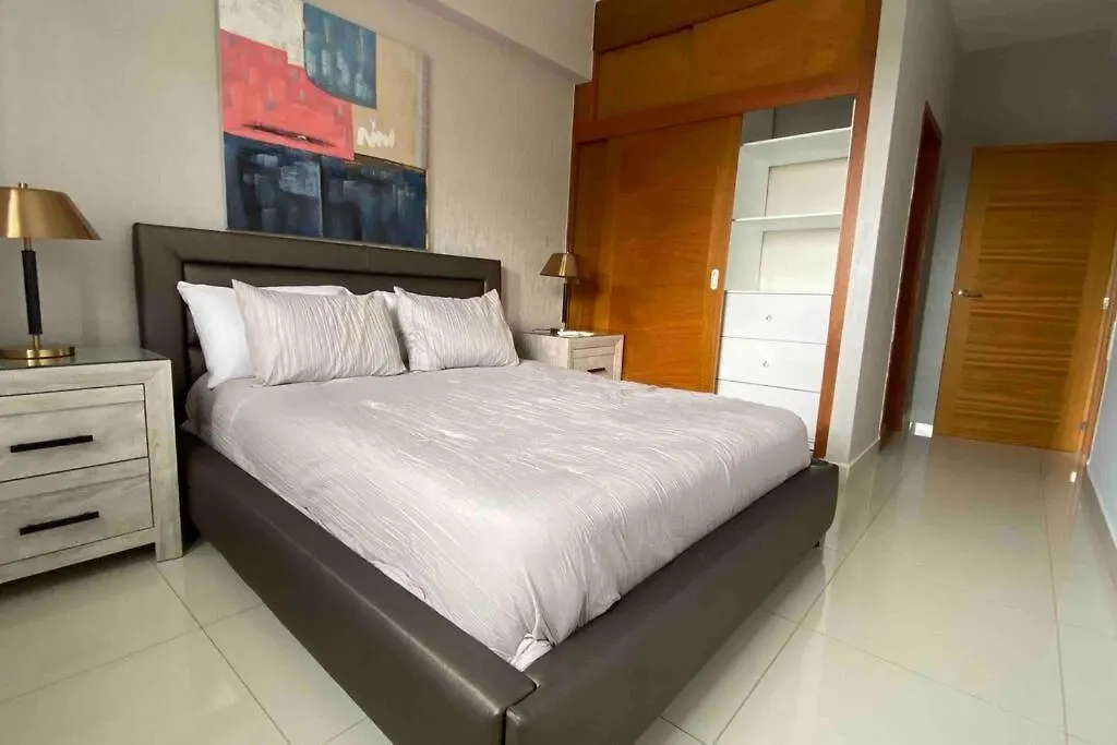 Piantini Paraiso, Central Silence 5 Star Neighborhood Apartment Santo Domingo